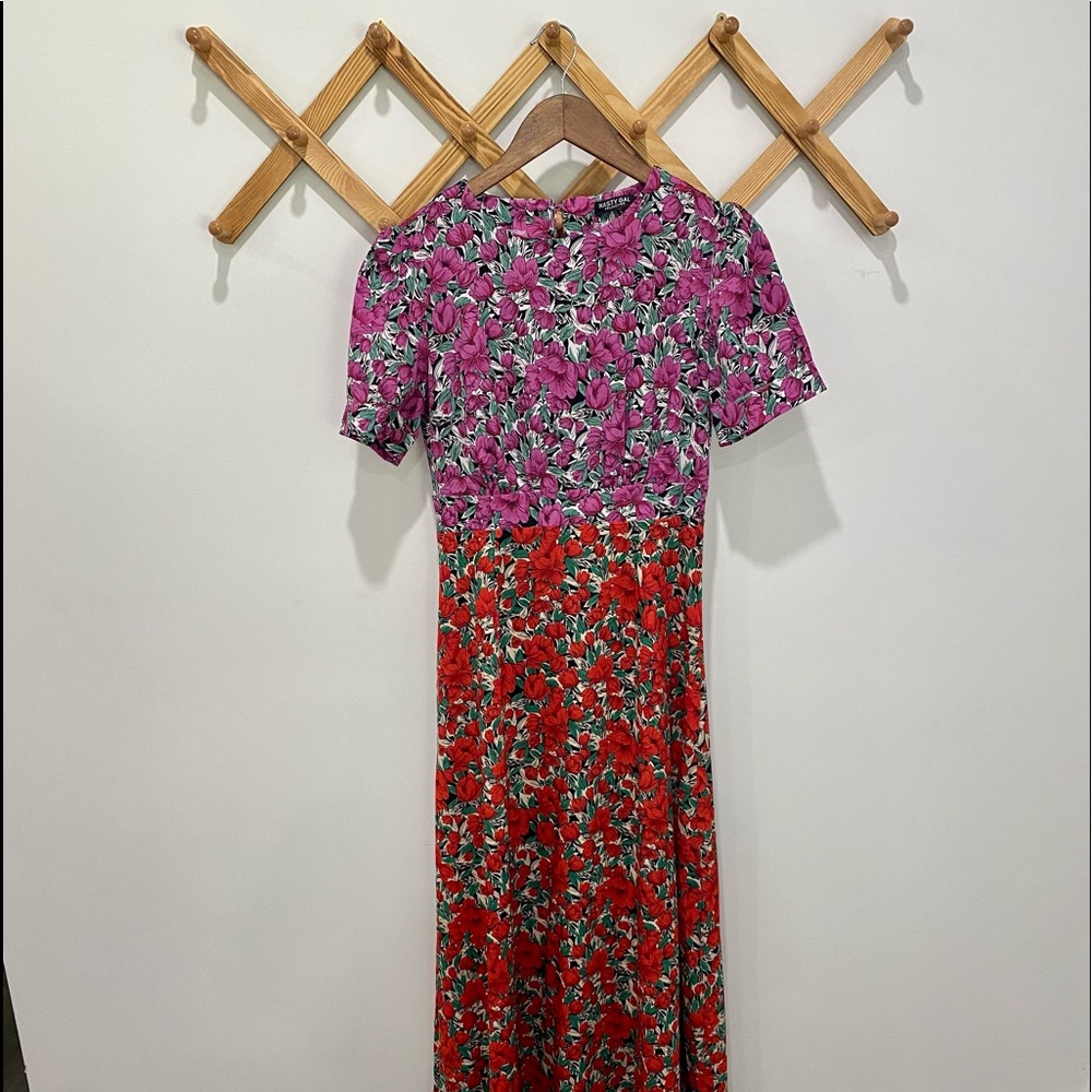 Fitted two tone floral print midi dress